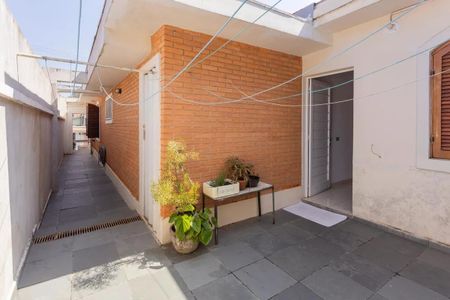 Casa à venda com 104m², 3 quartos e 2 vagas Casa à venda com 104m², 3 quartos e 2 vagasQuintal