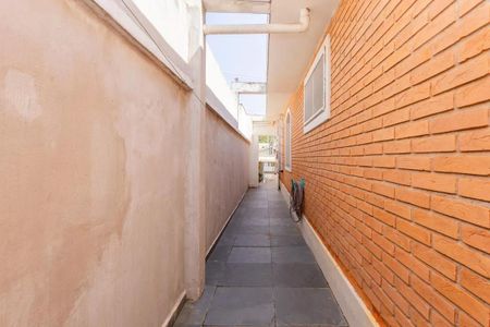 Casa à venda com 104m², 3 quartos e 2 vagas Casa à venda com 104m², 3 quartos e 2 vagasQuintal