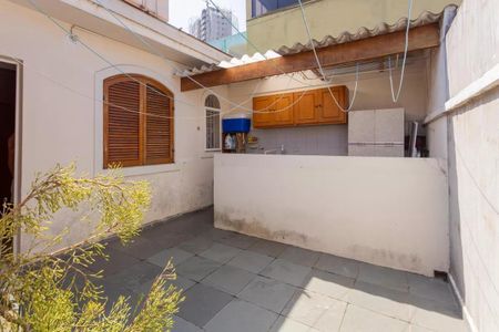 Casa à venda com 104m², 3 quartos e 2 vagas Casa à venda com 104m², 3 quartos e 2 vagasQuintal