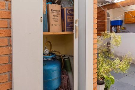 Casa à venda com 104m², 3 quartos e 2 vagas Casa à venda com 104m², 3 quartos e 2 vagasAbrigo para Gás