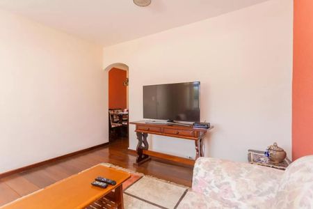 Casa à venda com 104m², 3 quartos e 2 vagas Casa à venda com 104m², 3 quartos e 2 vagasSala