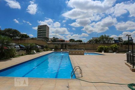 Apartamento para alugar com 76m², 3 quartos e 1 vagaÁrea comum - Piscina