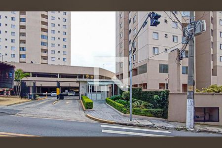 Apartamento para alugar com 76m², 3 quartos e 1 vagaFachada