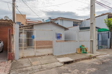 Casa para alugar com 80m², 2 quartos e 1 vagaFachada