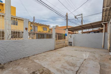 Casa para alugar com 80m², 2 quartos e 1 vagaQuintal