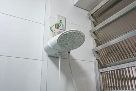 Banheiro de kitnet/studio à venda com 1 quarto, 28m² em Jardim Paulista, São Paulo