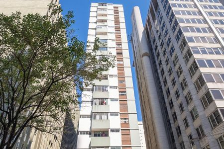 Studio à venda com 28m², 1 quarto e sem vaga Studio à venda com 28m², 1 quarto e sem vagaFachada