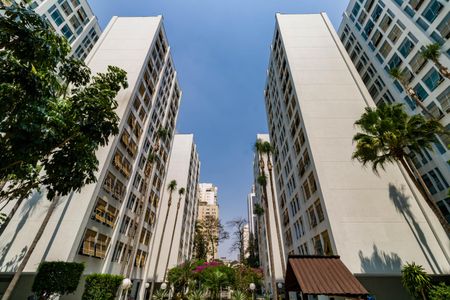 Apartamento para alugar com 75m², 2 quartos e 1 vaga