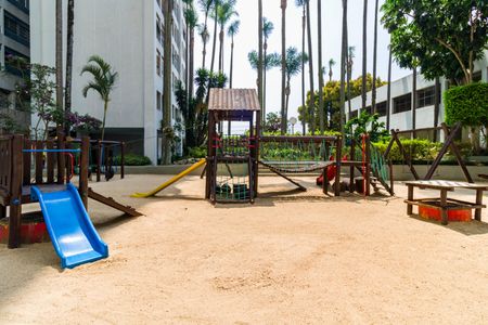 Apartamento para alugar com 75m², 2 quartos e 1 vaga