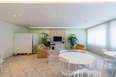 Apartamento para alugar com 75m², 2 quartos e 1 vaga