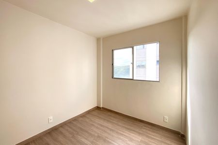 Apartamento à venda com 2 quartos, 48m² em Granja de Freitas, Belo Horizonte