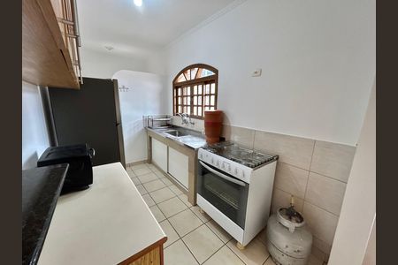 Casa para alugar com 70m², 2 quartos e 1 vaga Casa para alugar com 70m², 2 quartos e 1 vagaCozinha
