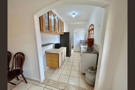 Casa para alugar com 70m², 2 quartos e 1 vaga Casa para alugar com 70m², 2 quartos e 1 vagaCozinha