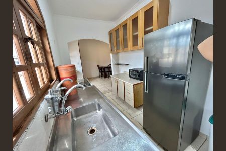 Casa para alugar com 70m², 2 quartos e 1 vaga Casa para alugar com 70m², 2 quartos e 1 vagaCozinha