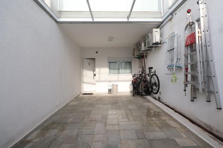 Casa à venda com 100m², 3 quartos e 2 vagasGaragem