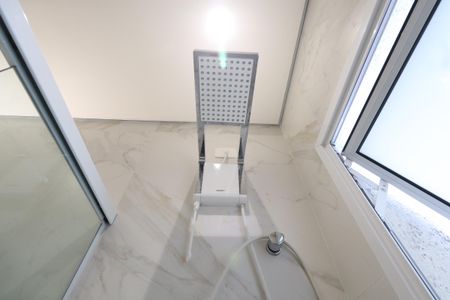 Casa à venda com 100m², 3 quartos e 2 vagasBanheiro da Suíte 1
