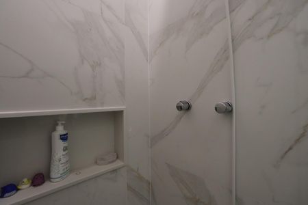 Casa à venda com 100m², 3 quartos e 2 vagasBanheiro da Suíte 2