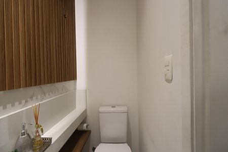 Casa à venda com 100m², 3 quartos e 2 vagasLavabo