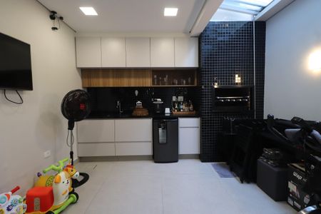 Casa à venda com 100m², 3 quartos e 2 vagasChurrasqueira