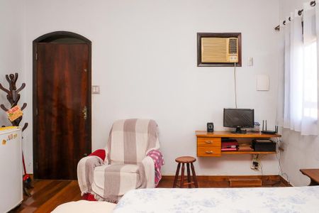 Casa de condomínio para alugar com 150m², 3 quartos e 3 vagas