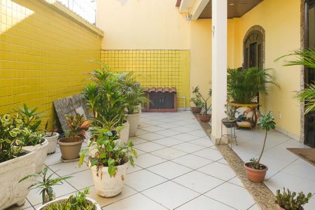 Casa de Condomínio para alugar com 3 quartos, 150m² em Rocha Sobrinho, Mesquita