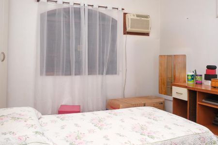 Casa de condomínio para alugar com 150m², 3 quartos e 3 vagas