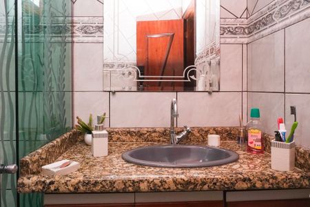Casa de condomínio para alugar com 150m², 3 quartos e 3 vagas