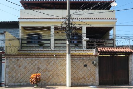 Casa de Condomínio para alugar com 3 quartos, 150m² em Rocha Sobrinho, Mesquita