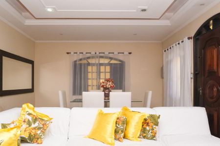 Casa de condomínio para alugar com 150m², 3 quartos e 3 vagas