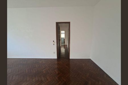 Apartamento à venda com 101m², 3 quartos e 1 vaga