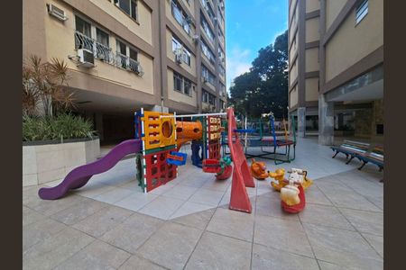 Apartamento à venda com 101m², 3 quartos e 1 vaga