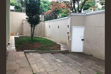 Casa à venda com 4 quartos, 540m² em Higienópolis, São Paulo