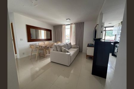 Apartamento à venda com 81m², 2 quartos e 1 vaga