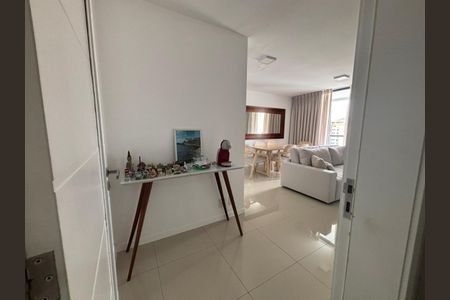 Apartamento à venda com 81m², 2 quartos e 1 vaga