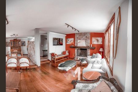 Casa à venda com 194m², 3 quartos e 4 vagas