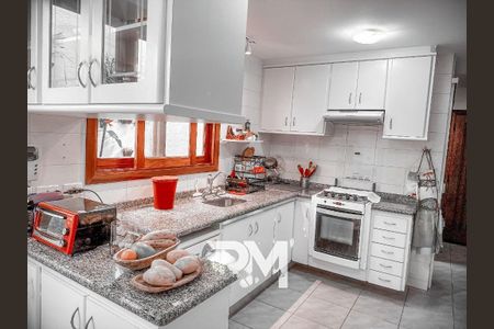 Casa à venda com 194m², 3 quartos e 4 vagas