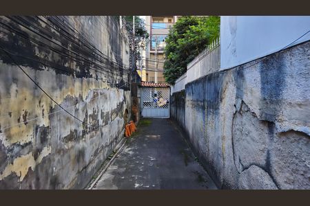 Casa de condomínio à venda com 140m², 3 quartos e 1 vaga Casa de condomínio à venda com 140m², 3 quartos e 1 vagaEntrada