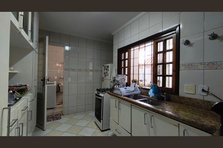 Casa de condomínio à venda com 140m², 3 quartos e 1 vaga Casa de condomínio à venda com 140m², 3 quartos e 1 vagaCozinha
