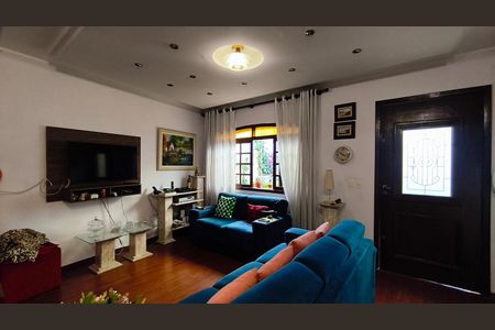 Casa de condomínio à venda com 140m², 3 quartos e 1 vaga Casa de condomínio à venda com 140m², 3 quartos e 1 vagaSala