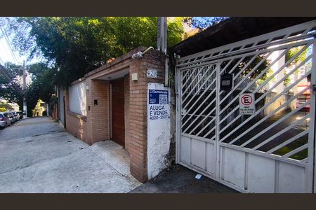 Casa de condomínio à venda com 140m², 3 quartos e 1 vaga Casa de condomínio à venda com 140m², 3 quartos e 1 vagaFachada + Plaquinha
