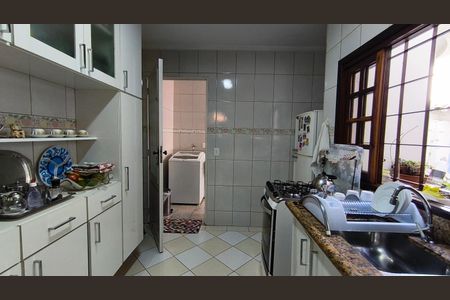 Casa de condomínio à venda com 140m², 3 quartos e 1 vaga Casa de condomínio à venda com 140m², 3 quartos e 1 vagaCozinha
