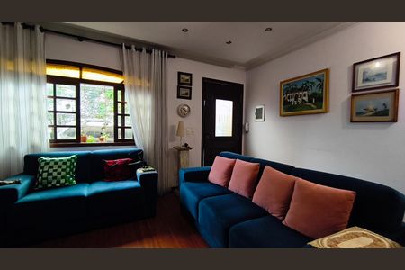 Sala de casa de condomínio à venda com 3 quartos, 140m² em Paraíso, São Paulo
