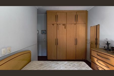 Casa de condomínio à venda com 140m², 3 quartos e 1 vaga Casa de condomínio à venda com 140m², 3 quartos e 1 vagaSuíte