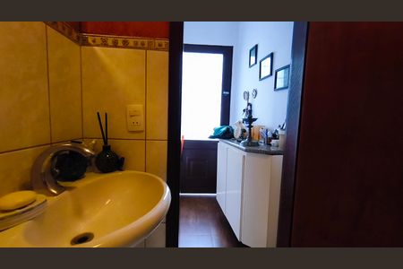 Casa de condomínio à venda com 140m², 3 quartos e 1 vaga Casa de condomínio à venda com 140m², 3 quartos e 1 vagaLavabo