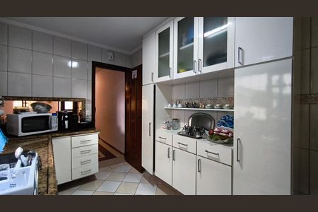 Casa de condomínio à venda com 140m², 3 quartos e 1 vaga Casa de condomínio à venda com 140m², 3 quartos e 1 vagaCozinha