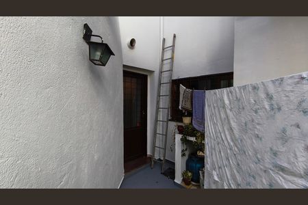 Casa de condomínio à venda com 140m², 3 quartos e 1 vaga Casa de condomínio à venda com 140m², 3 quartos e 1 vagaQuintal