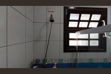 Casa de condomínio à venda com 140m², 3 quartos e 1 vaga Casa de condomínio à venda com 140m², 3 quartos e 1 vagaBanheiro