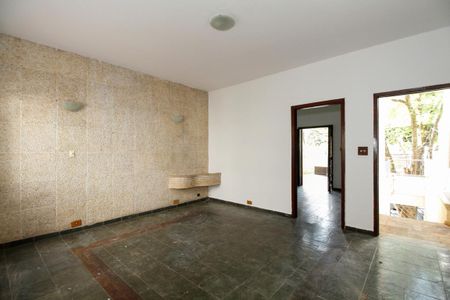 Casa para alugar com 120m², 2 quartos e sem vaga Casa para alugar com 120m², 2 quartos e sem vagaSala