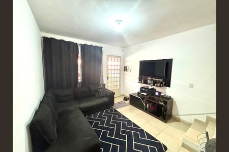 Sala de casa para alugar com 2 quartos, 68m² em Jardim Sao Miguel, Ferraz de Vasconcelos