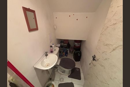 Casa para alugar com 68m², 2 quartos e 1 vagaBanheiro 1